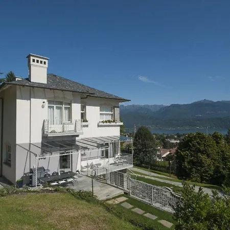 Sleeps 10 Air Con Wifi Villa *