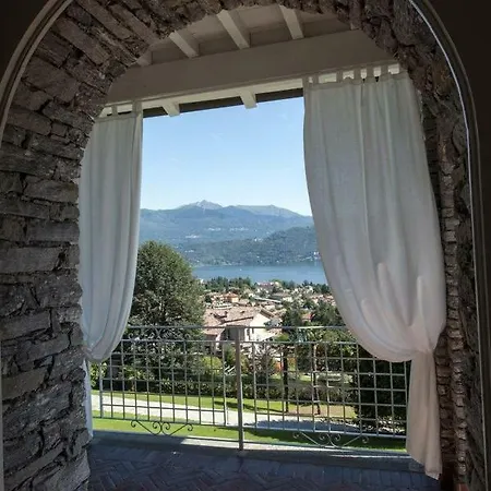 Villa Sleeps 10 Air Con Wifi Baveno