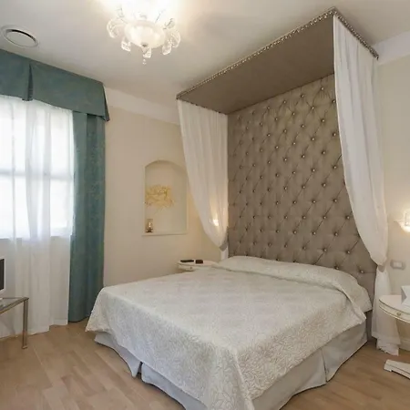 Villa Sleeps 10 Air Con Wifi